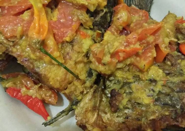 resep masakan Pesmol ikan mas