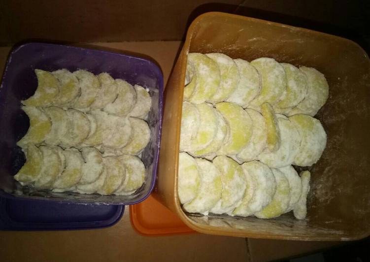 resep makanan Kue Putri Salju kacang tanah