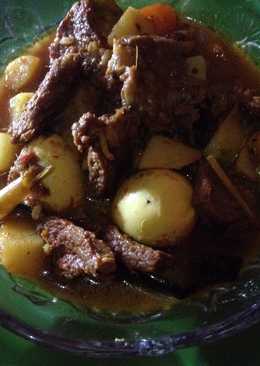 Semur daging sapi