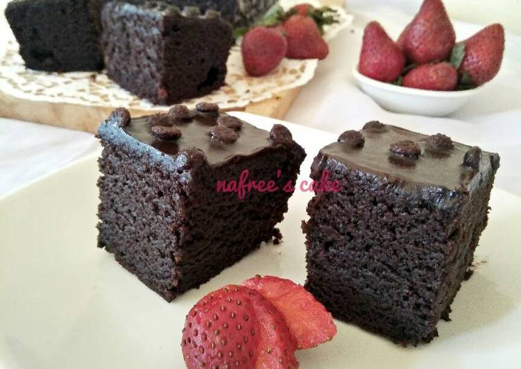 gambar untuk cara membuat Eggless chocolate cake