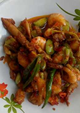 Balado seafood petai