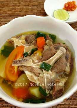 Sop Buntut (Oxtail Soup)