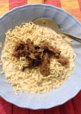 Mie Kuah Susu Ikan Cakalang