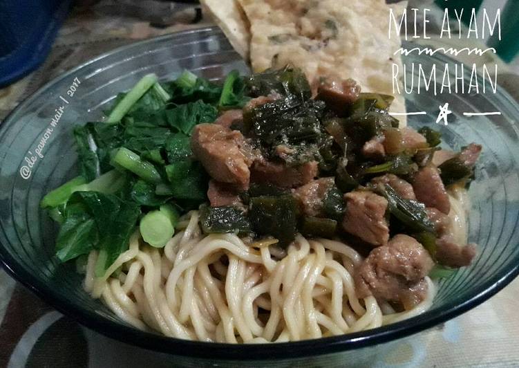 Resep Mie ayam rumahan By de'pawon mair (Irma Rahmawati)