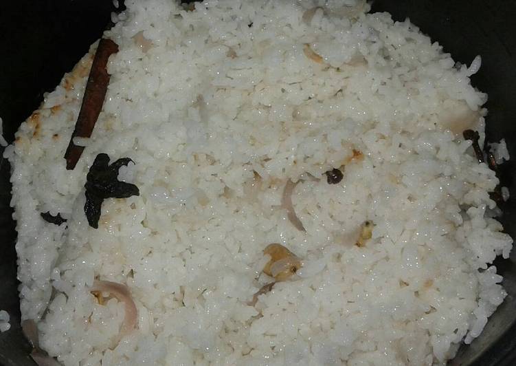 resep masakan Nasi Gurih / Nasi Minyak Rice cooker