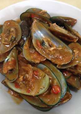 Kerang Ijo Saus Padang