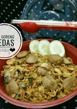 Mie Goreng Terasi Pedas