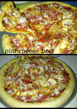 Piza cheese beef