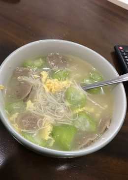 Misua kuah oyong bakso