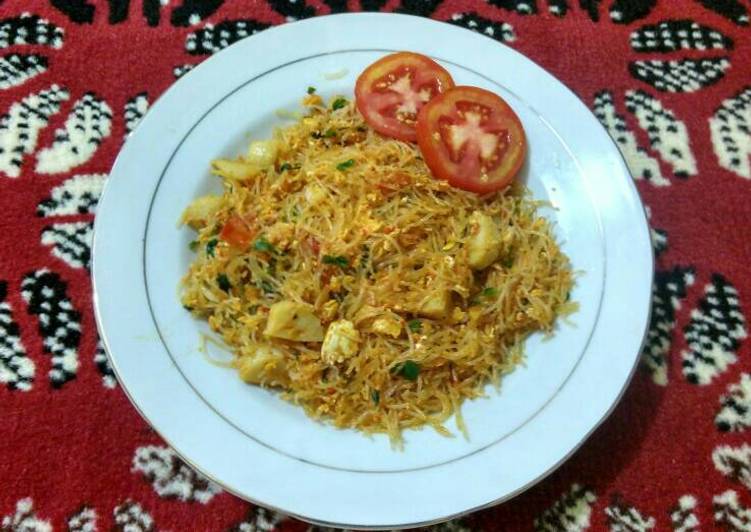 gambar untuk resep Tumis Bihun Dengan Bakso