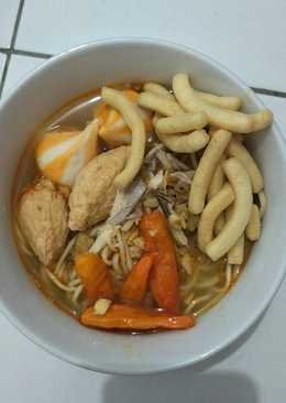 Ramen kuah tom yum