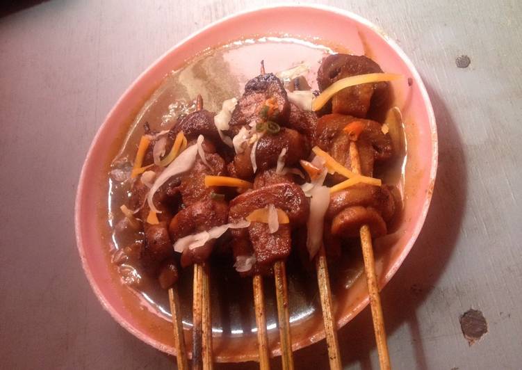 bahan dan cara membuat Sate Jamur Kancing