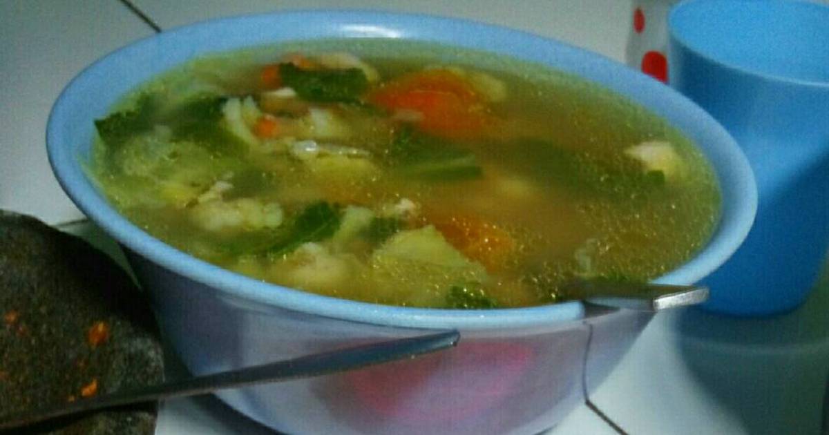  Resep  Sop tulang ayam  ala  alakadarnya wkw oleh Kha 