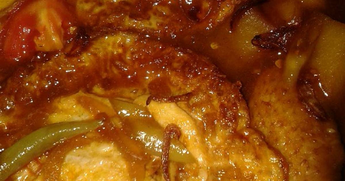 Resep Semur ayam telor ceplok ala Reni Kusuma