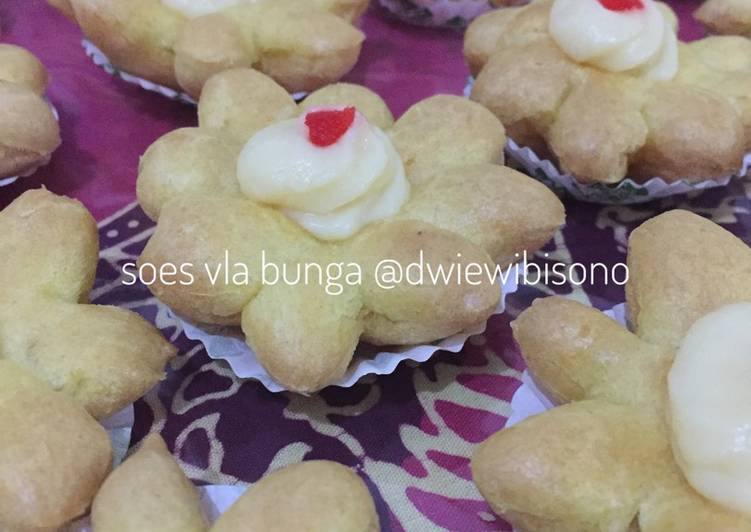 resep makanan 13. Kue Soes Vla Bunga