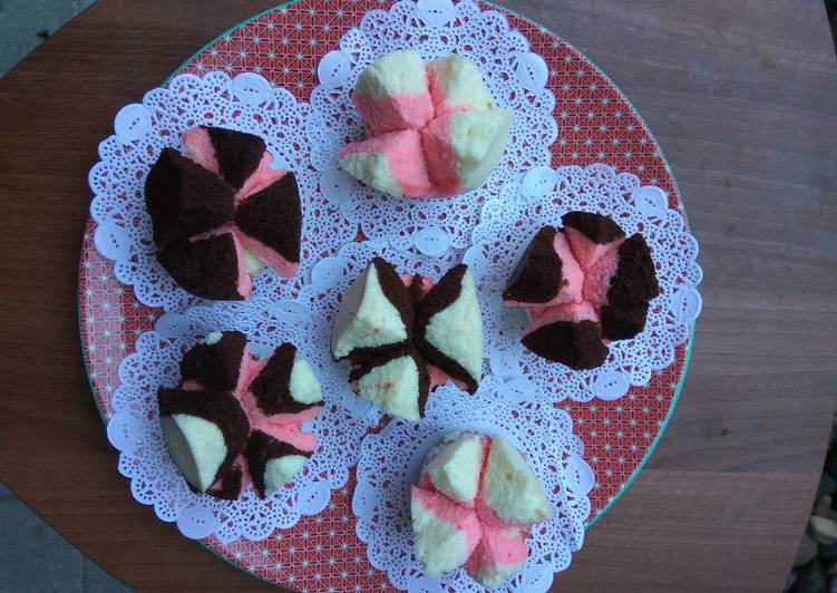 gambar untuk resep makanan Bolu Kukus Mekar Lembut