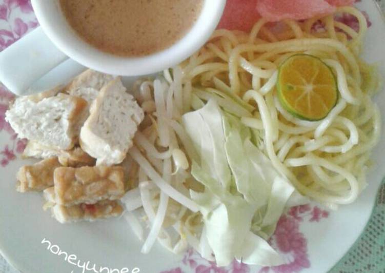 resep Gado gado mie kuning