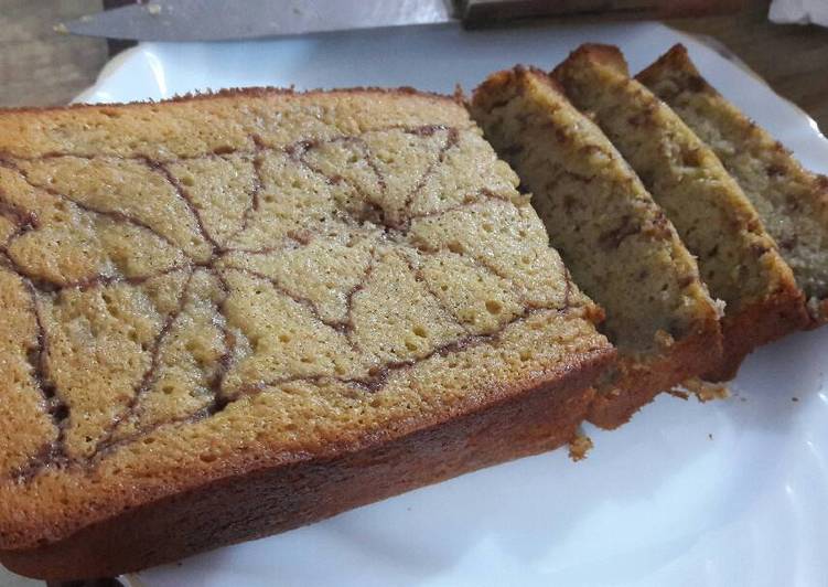 bahan dan cara membuat Banana cake tanpa pengembang...enak dan mudah dibuat