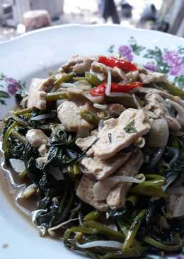 Tumis KTT (Kangkung,Tahu, Toge) Saos Tiram