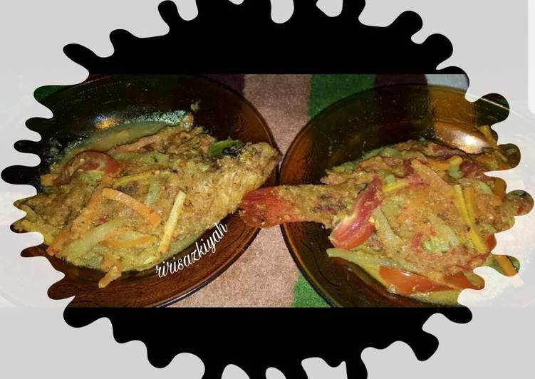 gambar untuk resep makanan ??Ikan Nila bumbu kuning acar