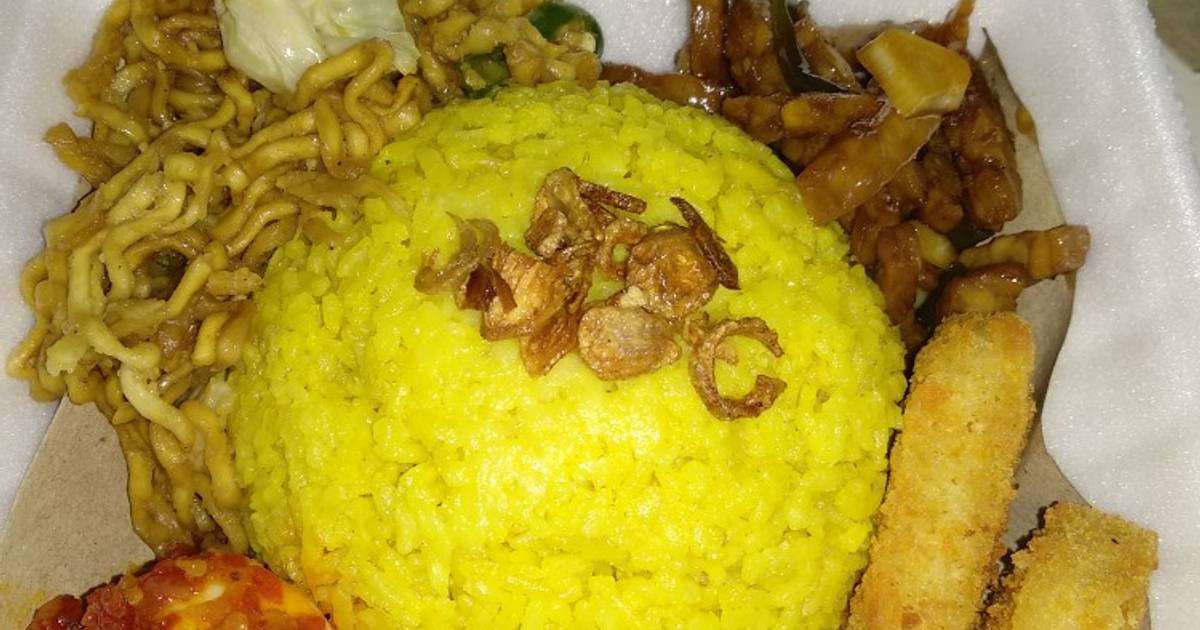 Resep Nasi  kuning simpel oleh Yulis Setiawati Cookpad