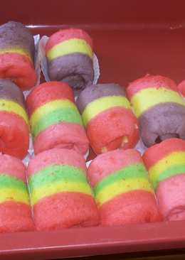 Mini rainbow roll cake