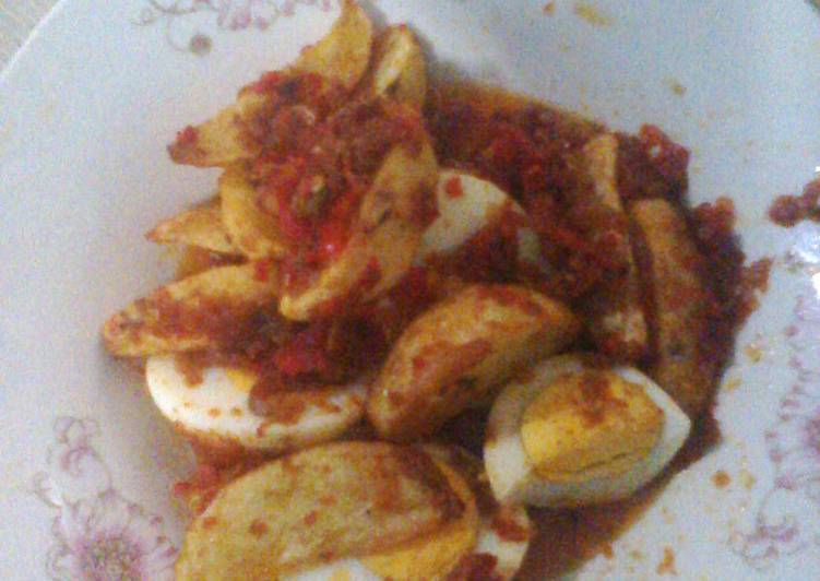 Kentang telur balado lubuk basung