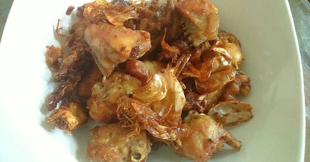  Resep Ayam Goreng Bawang Putih  oleh Ajeng Herjanti Cookpad