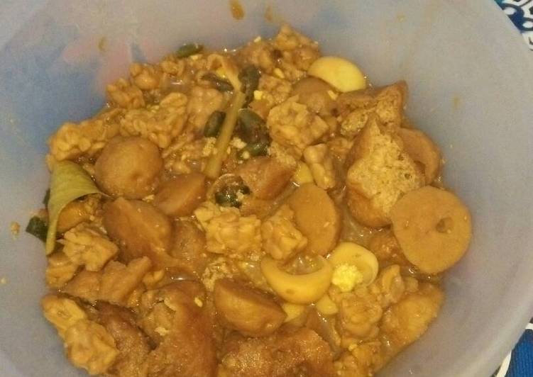 gambar untuk resep Semur Tempe Tahu pong Telur Puyuh