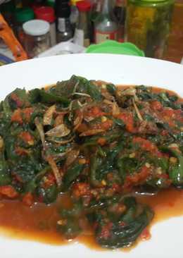 Genjer sambel belacan.