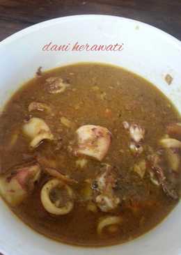 Cumi-cumi bumbu kuning