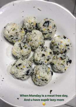 Nori rice ball