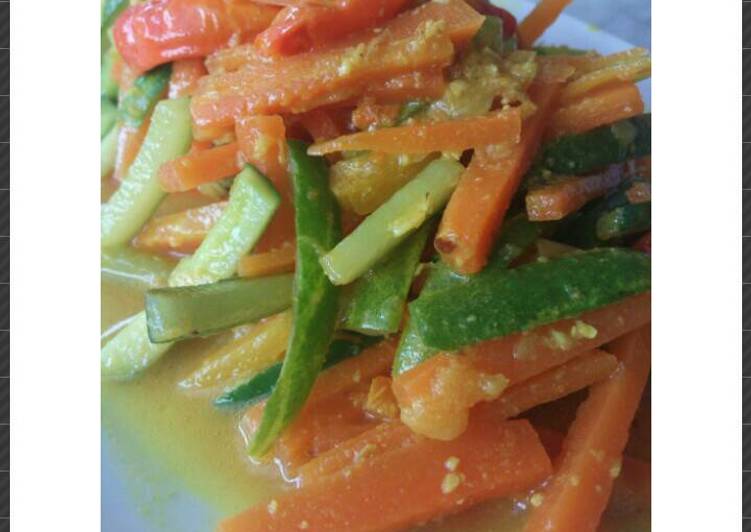 resep makanan Timun Acar Kuning