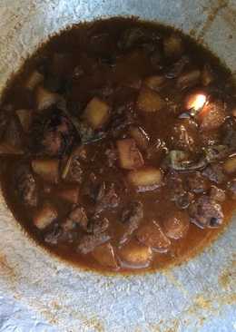 Semur daging sapi kentang