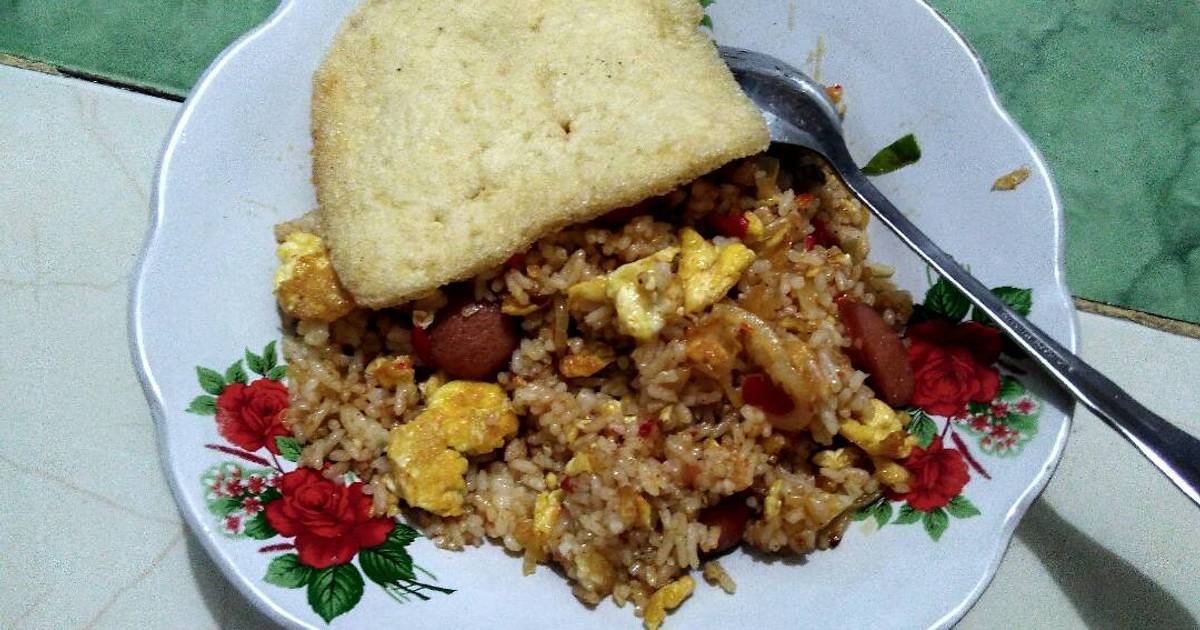  Resep Nasi goreng sederhana  oleh santilathifa Cookpad