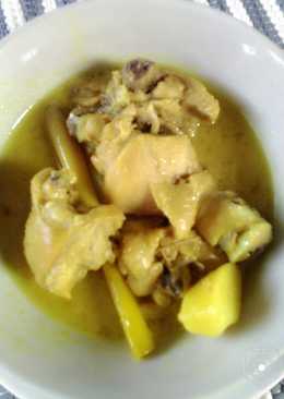 Opor Ayam Kuning