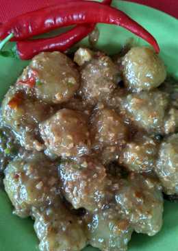 Cilok tahu bumbu kacang