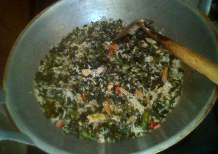 Resep Sayur oblok oblok daun singkong oleh Adinda Mutia 