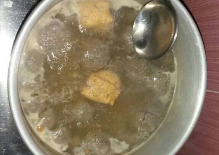 cara membuat Kuah Bakso Sapi Seger