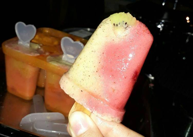 bahan dan cara membuat Popsicle Buah