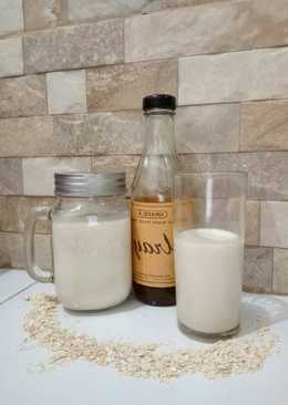 Oat milk (homemade)