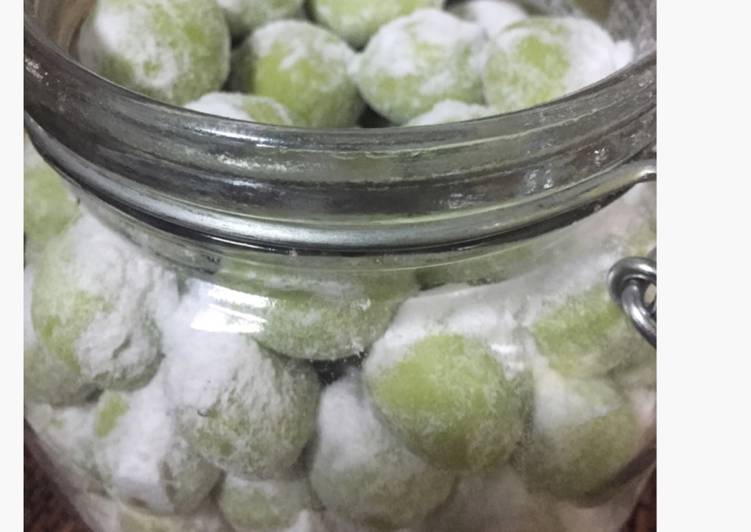 Resep Pandan Snow Balls Cookies Dari Wulandari