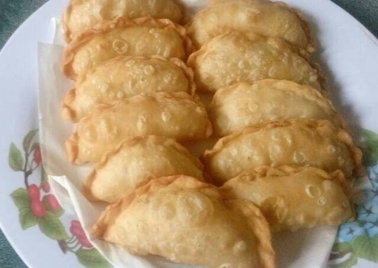 gambar untuk resep makanan Pastel Renyah isi Soun Baso