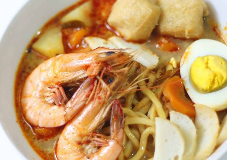 gambar untuk resep Mie kari udang special