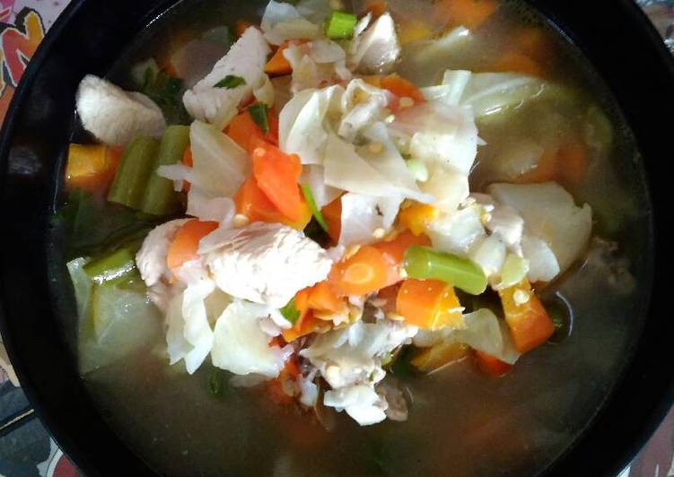 gambar untuk resep makanan Sup Ayam