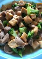 Tumis brokoli tahu baso ð