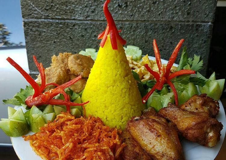 resep makanan Nasi Kuning Praktis