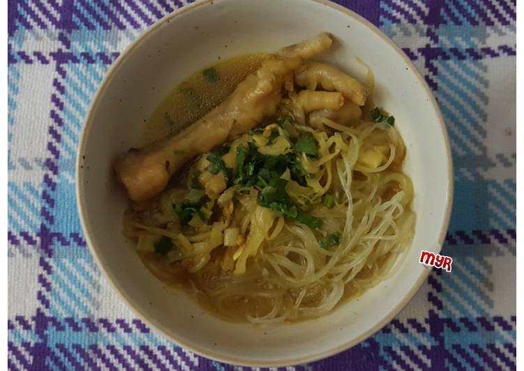 gambar untuk resep makanan Soto Ceker Bening