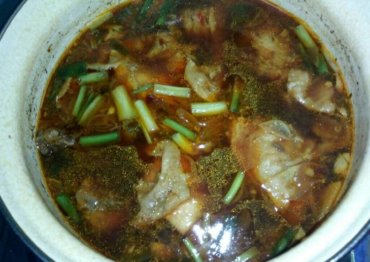  Resep  Ayam  kuah kecap  simpel oleh Riza Dyah Puspita Sari 