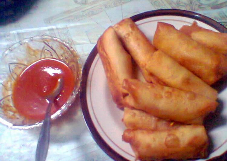 Resep Lumpia kriuk isi bihun dan orak arik telur SIMPLE